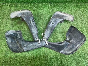 БРЫЗГОВИК НА TOYOTA COROLLA FIELDER NZE124G