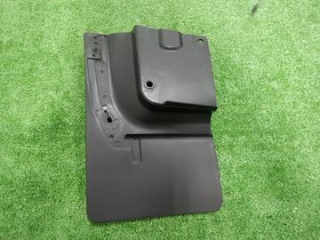 БРЫЗГОВИК НА TOYOTA HIACE TRH223