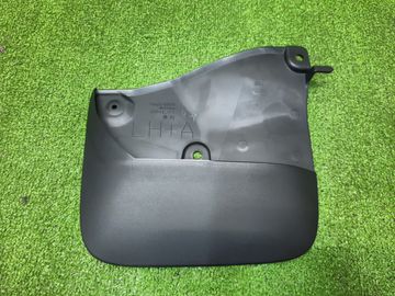 БРЫЗГОВИК НА TOYOTA LAND CRUISER VJA300W