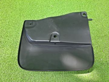 БРЫЗГОВИК НА TOYOTA LAND CRUISER VJA300W