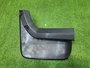 БРЫЗГОВИК НА TOYOTA LAND CRUISER VJA300W