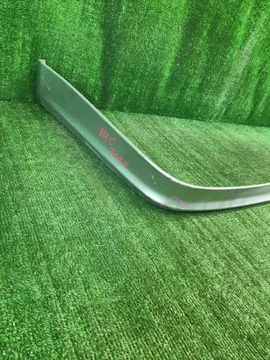 ГУБА БАМПЕРА НА TOYOTA PROGRES JCG10