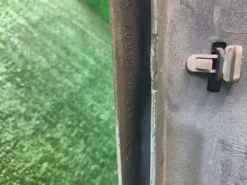 ГУБА БАМПЕРА НА TOYOTA SAI AZK10