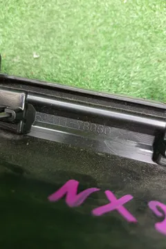 ГУБА БАМПЕРА НА LEXUS NX350 TAZA25