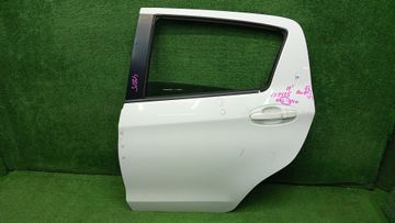 ДВЕРЬ НА TOYOTA VITZ KSP130