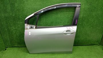 ДВЕРЬ НА TOYOTA VITZ NCP131