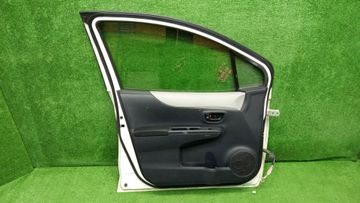 ДВЕРЬ НА TOYOTA VITZ NSP135