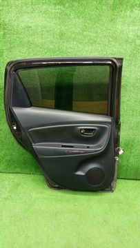 ДВЕРЬ НА TOYOTA VITZ NSP135