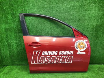 ДВЕРЬ НА MAZDA AXELA BL6FJ