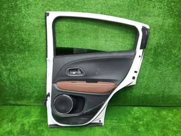 ДВЕРЬ НА HONDA VEZEL RU1