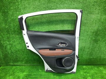 ДВЕРЬ НА HONDA VEZEL RU1