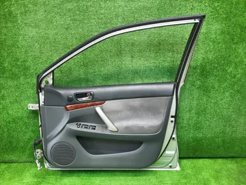 ДВЕРЬ НА TOYOTA ALLION ZZT240