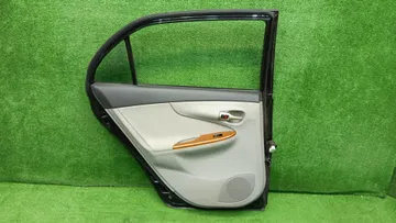 ДВЕРЬ НА TOYOTA COROLLA  AXIO NZE141
