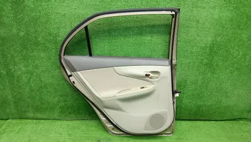 ДВЕРЬ НА TOYOTA COROLLA  AXIO NZE141
