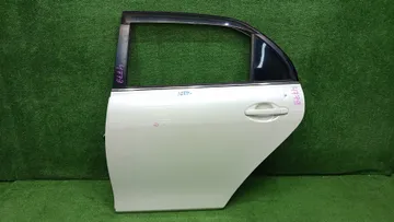 ДВЕРЬ НА TOYOTA COROLLA  AXIO NZE141