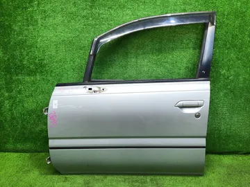 ДВЕРЬ НА NISSAN BASSARA JU30