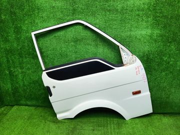 ДВЕРЬ НА MAZDA BONGO SKP2V