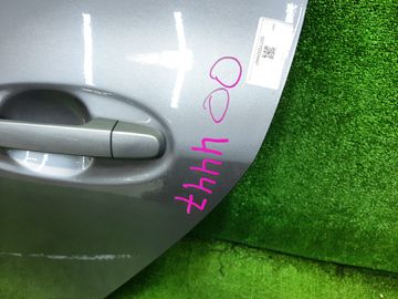 ДВЕРЬ НА TOYOTA VITZ NCP95