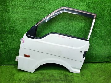 ДВЕРЬ НА MAZDA BONGO SK82V