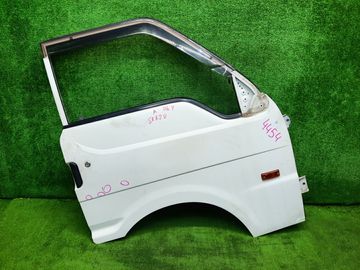 ДВЕРЬ НА MAZDA BONGO SK82V