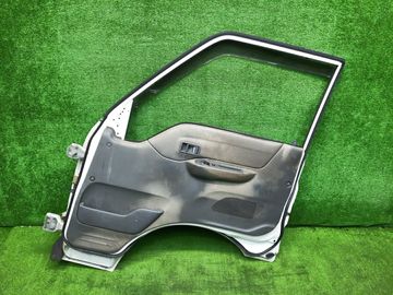 ДВЕРЬ НА MAZDA BONGO SK82V