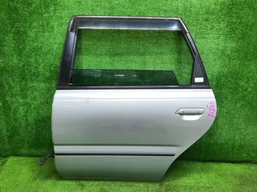 ДВЕРЬ НА NISSAN BASSARA JU30
