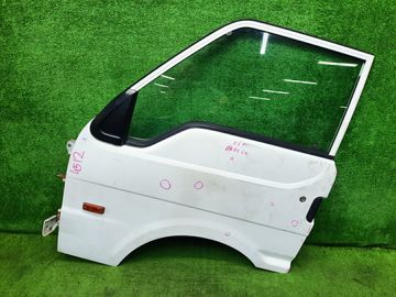 ДВЕРЬ НА MAZDA BONGO SK82V