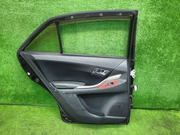 ДВЕРЬ НА TOYOTA ALLION ZRT260