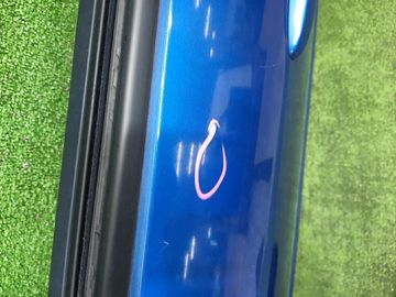 ДВЕРЬ НА MAZDA DEMIO DY3W