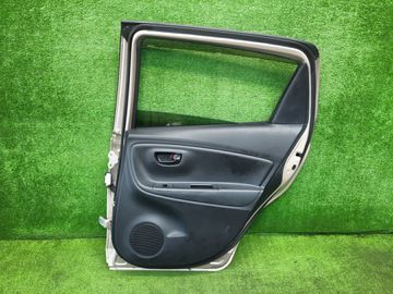 ДВЕРЬ НА TOYOTA VITZ KSP130
