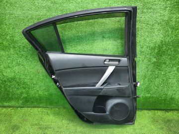 ДВЕРЬ НА MAZDA AXELA BLFFP