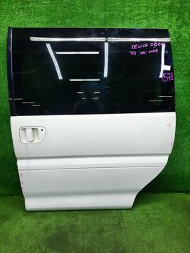 ДВЕРЬ НА MITSUBISHI DELICA PD6W