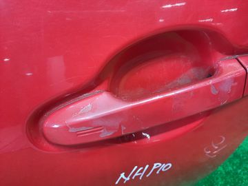 ДВЕРЬ НА TOYOTA AQUA NHP10