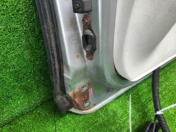 ДВЕРЬ НА TOYOTA SIENTA NCP175G