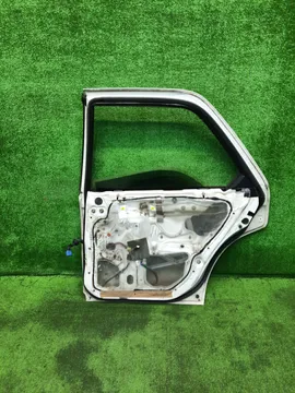 ДВЕРЬ НА TOYOTA CRESTA GX81