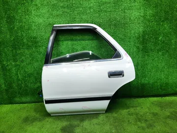 ДВЕРЬ НА TOYOTA CRESTA GX81