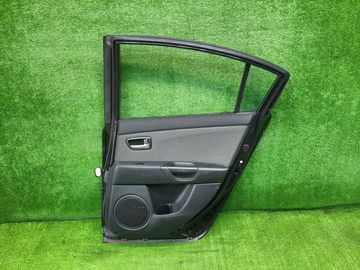 ДВЕРЬ НА MAZDA AXELA BK3P