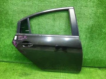 ДВЕРЬ НА MAZDA ATENZA GHEFP