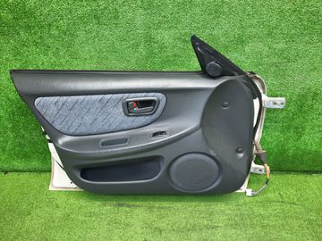 ДВЕРЬ НА TOYOTA CARINA ED ST202