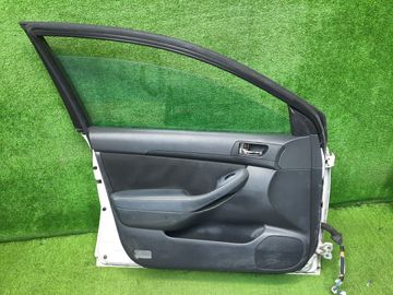 ДВЕРЬ НА TOYOTA AVENSIS AZT251
