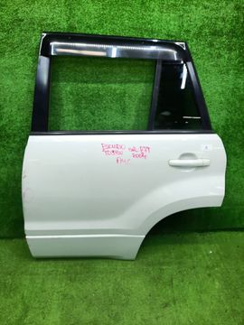 ДВЕРЬ НА SUZUKI ESCUDO TD94W