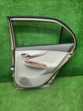 ДВЕРЬ НА TOYOTA COROLLA  AXIO ZRE144
