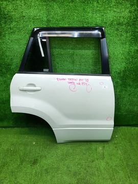 ДВЕРЬ НА SUZUKI ESCUDO TD94W
