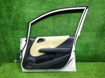 ДВЕРЬ НА HONDA FIT GD1