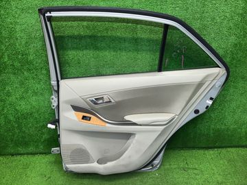 ДВЕРЬ НА TOYOTA PREMIO NZT260