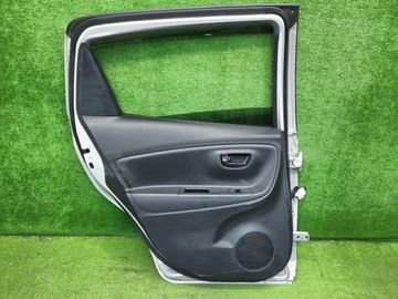 ДВЕРЬ НА TOYOTA VITZ KSP130