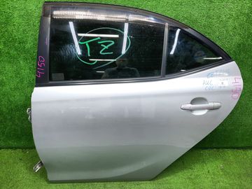 ДВЕРЬ НА TOYOTA ALLION ZZT245