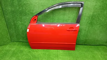 ДВЕРЬ НА TOYOTA COROLLA FIELDER ZZE122G