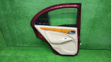 ДВЕРЬ НА NISSAN BLUEBIRD SYLPHY G10