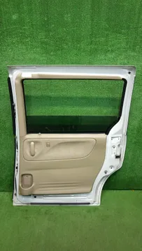 ДВЕРЬ НА MAZDA MPV LW5W